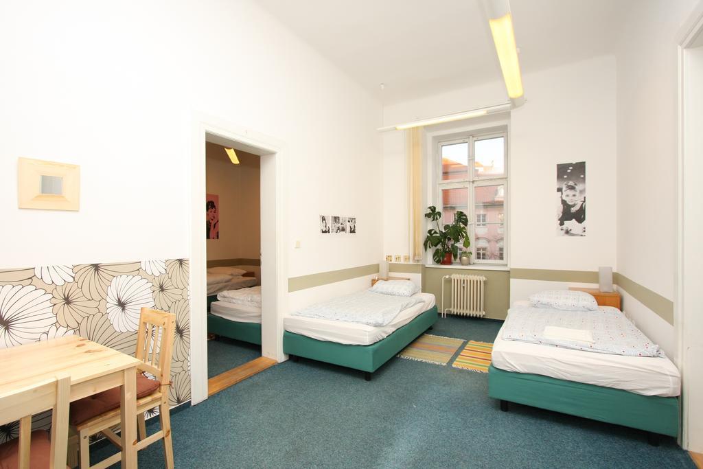 Charles Square Hostel Praha Eksteriør bilde