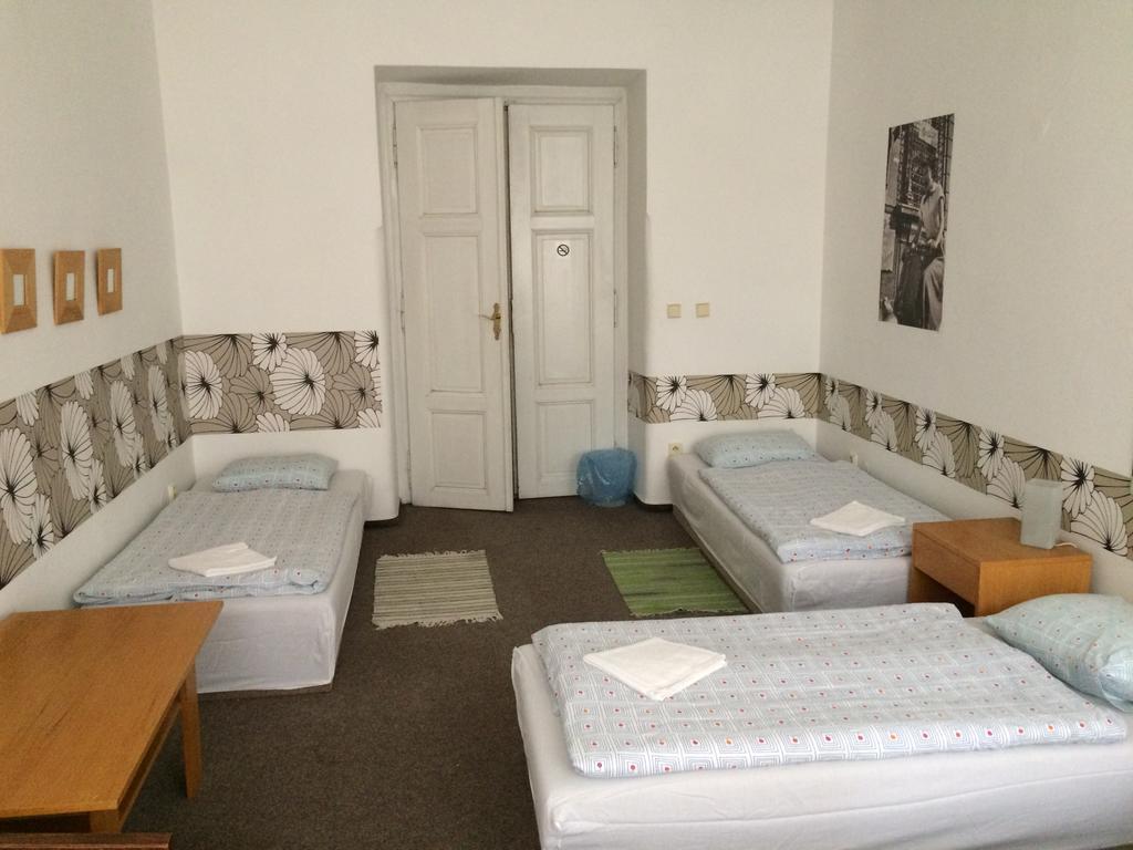 Charles Square Hostel Praha Eksteriør bilde