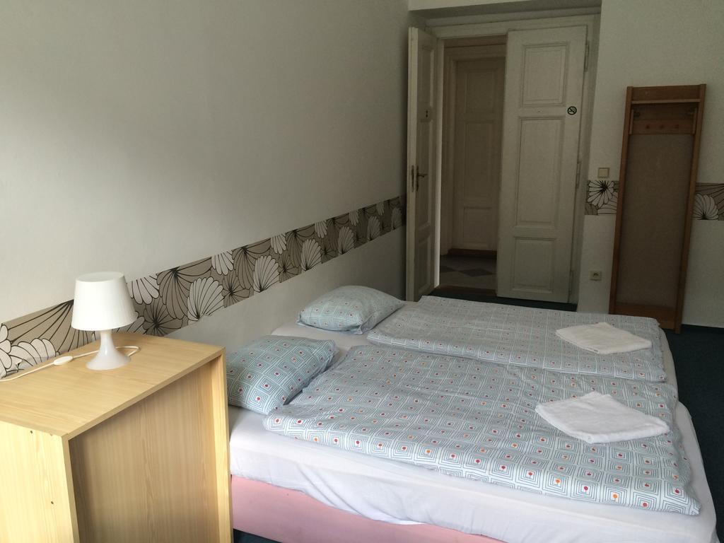 Charles Square Hostel Praha Eksteriør bilde