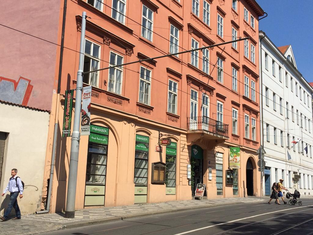 Charles Square Hostel Praha Eksteriør bilde