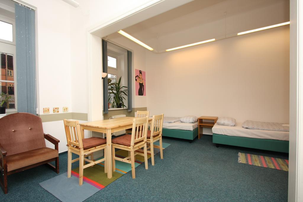 Charles Square Hostel Praha Rom bilde